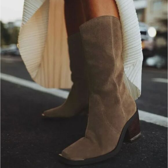 Vince Camuto Babellie Western Leather Suede Boot Side Zipper Golden Details 7M - Picture 1 of 14